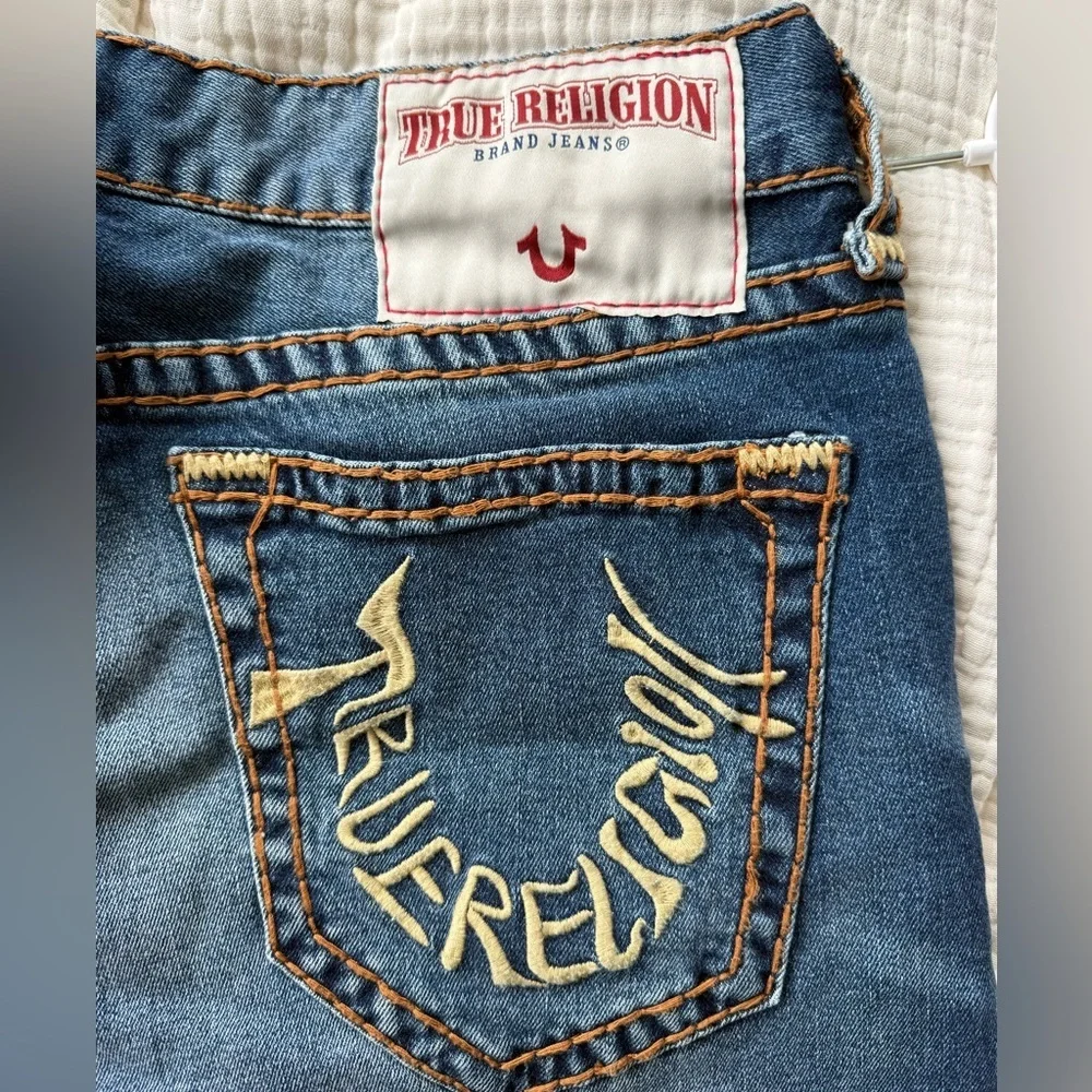 True Religion UO Exclusive Bobby Relaxed Fit Jean